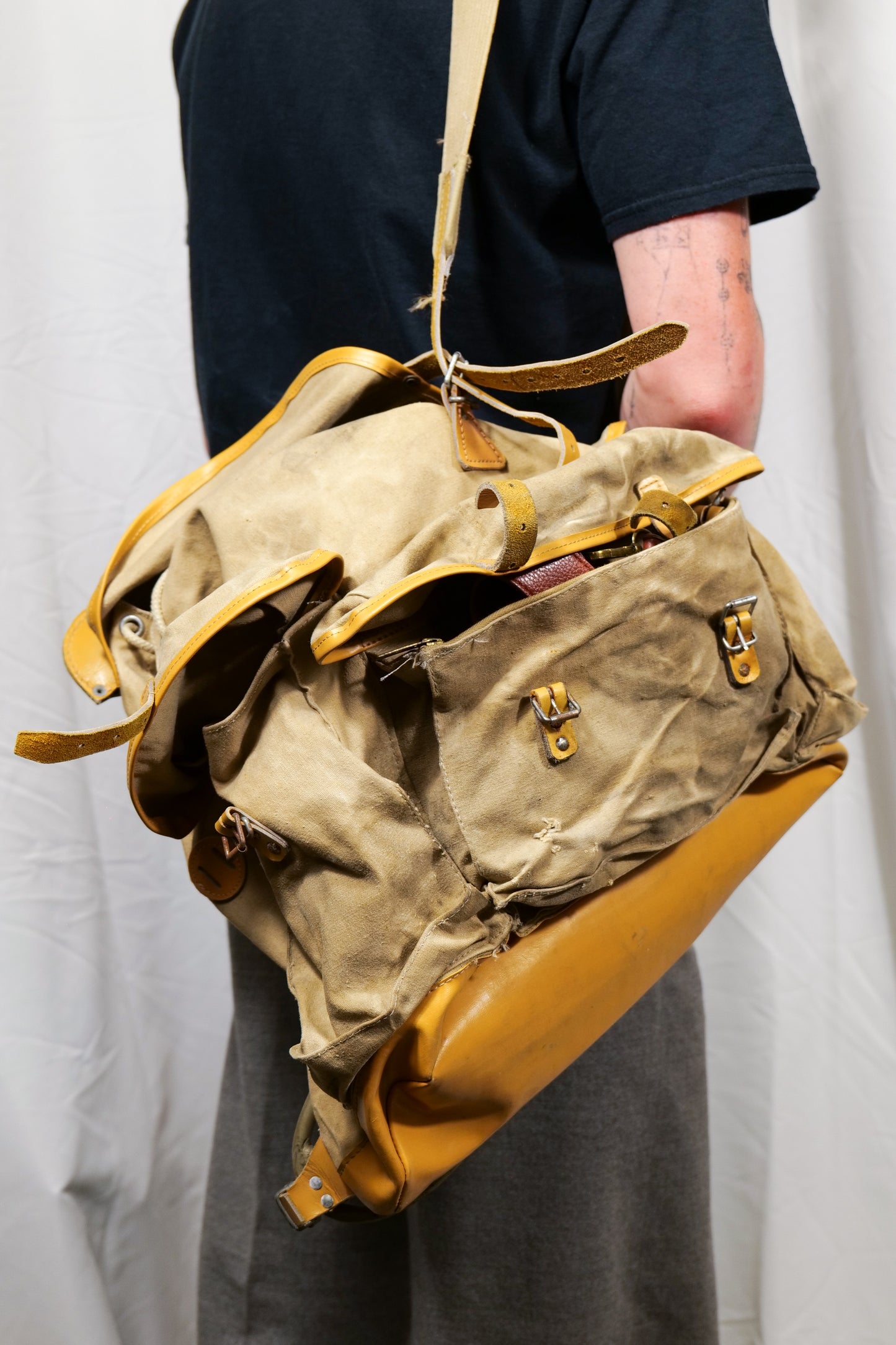 1940s 1950s Hiking Backpack By La Fuma