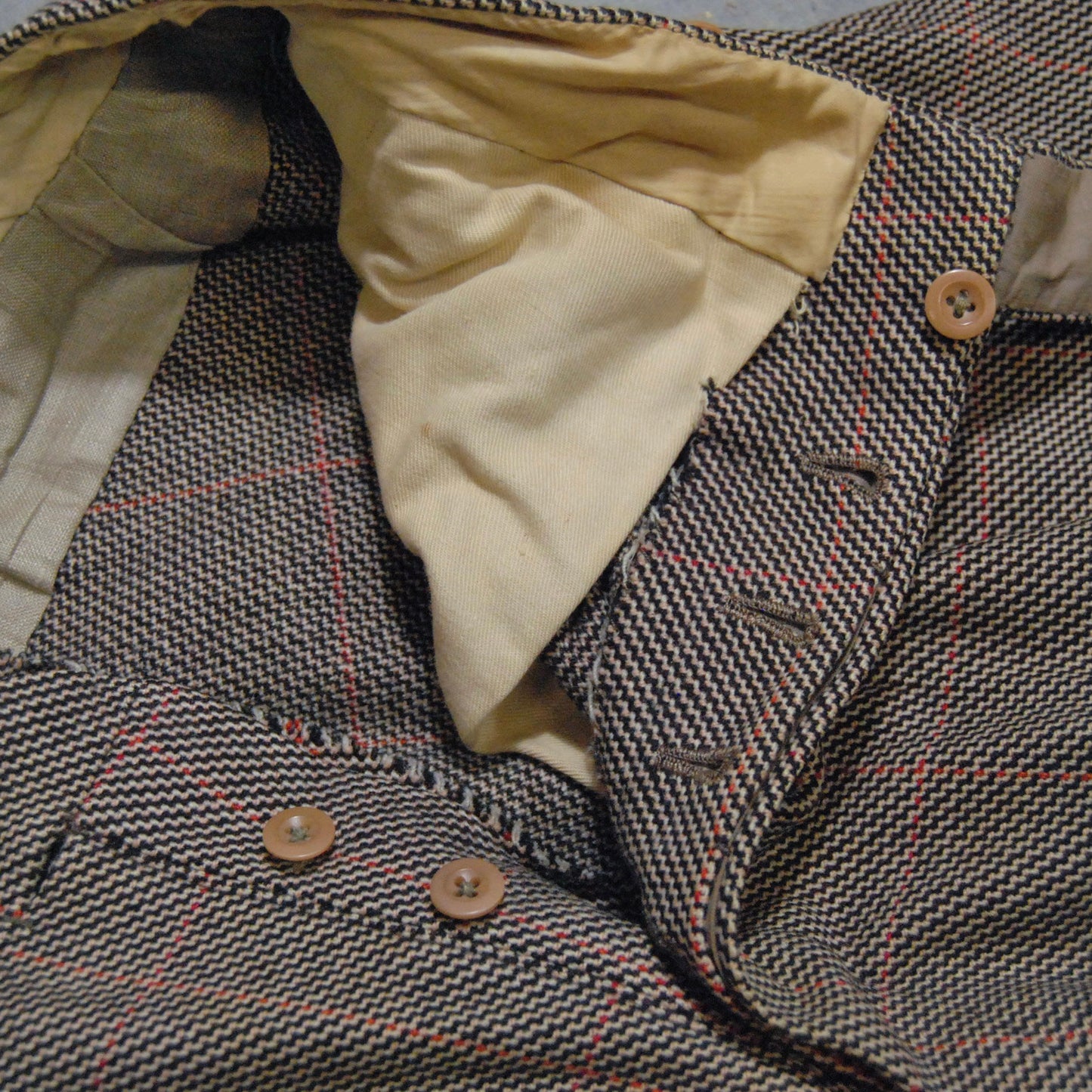British 1930s Windowpane Three Piece Suit