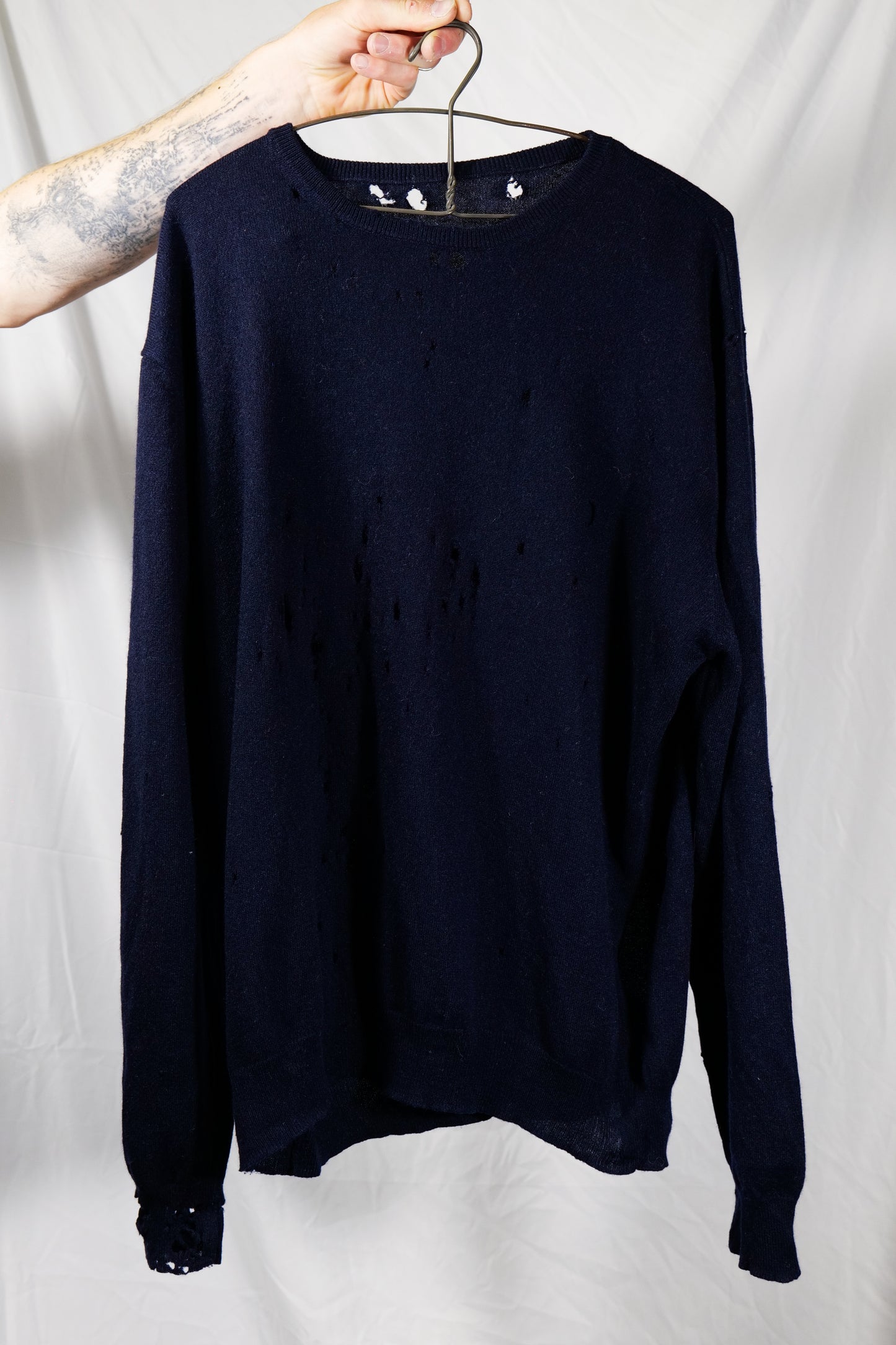 Claw Distress Lightweight Woolen Jumper