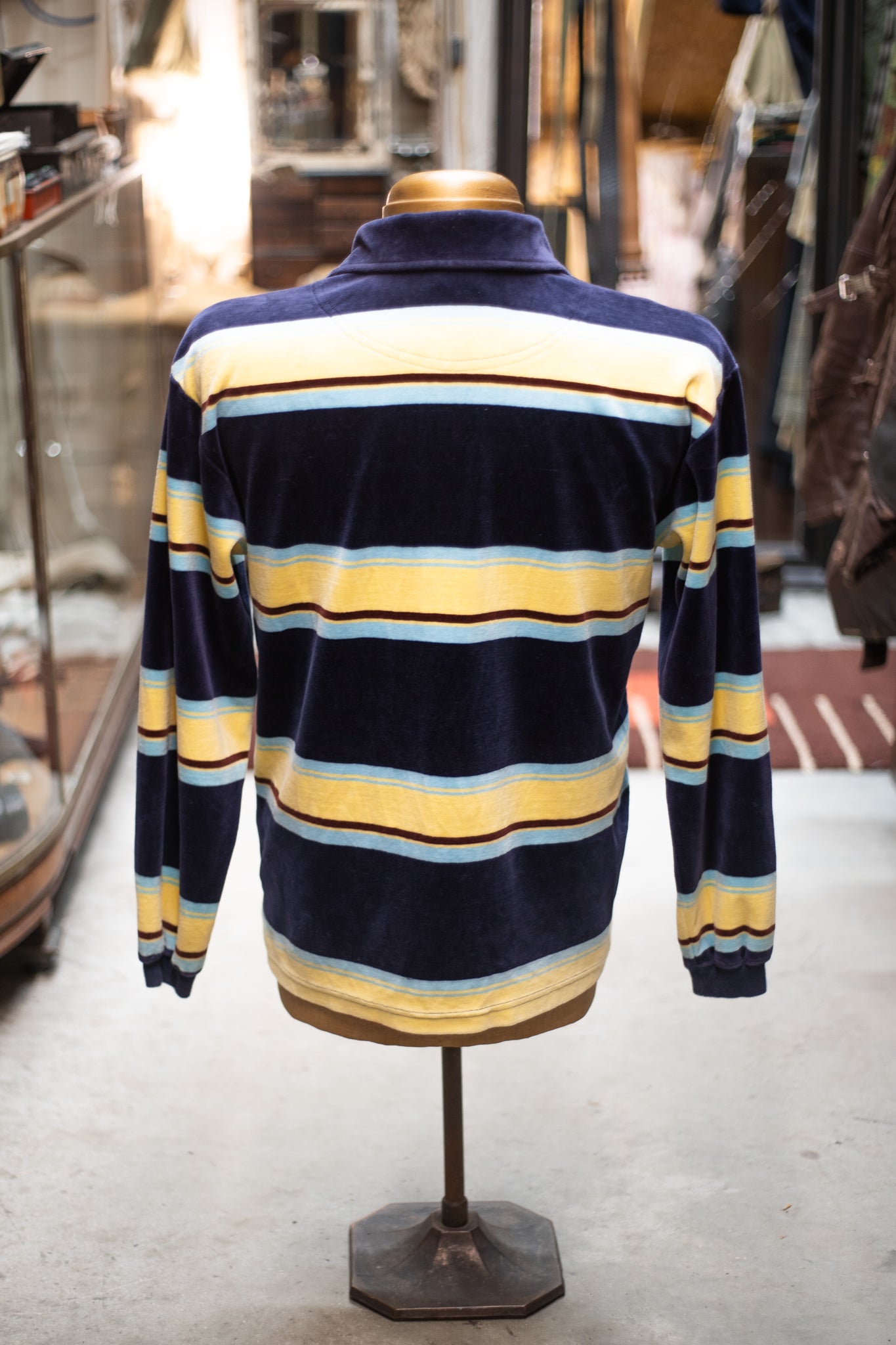 1990s 2000s Hang Ten Velour Longsleeve Polo Shirt