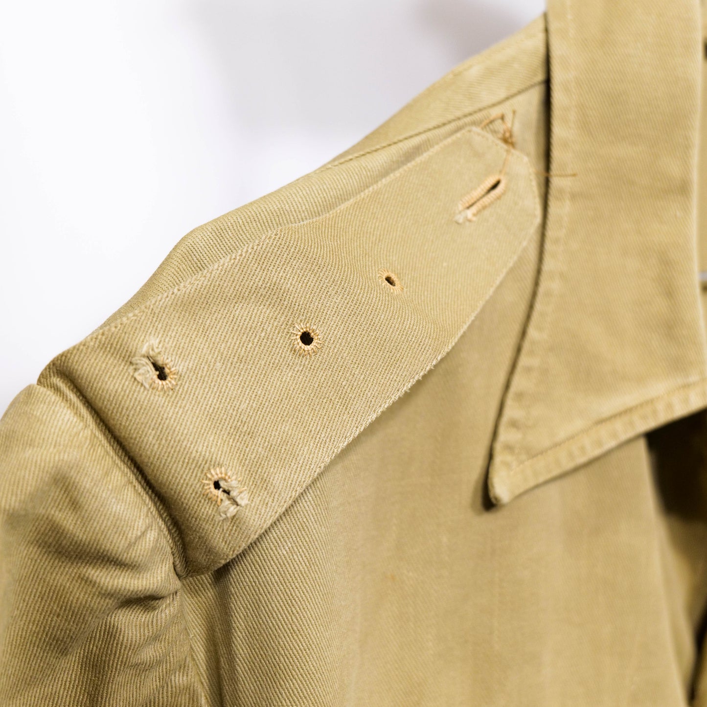 British WW2 Khaki Drill Shirt With Horn Buttons