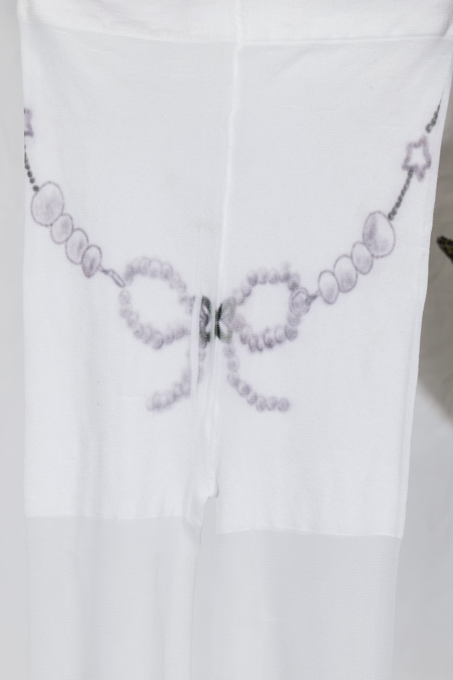 Barricades9999 Necklace Drawing Stockings