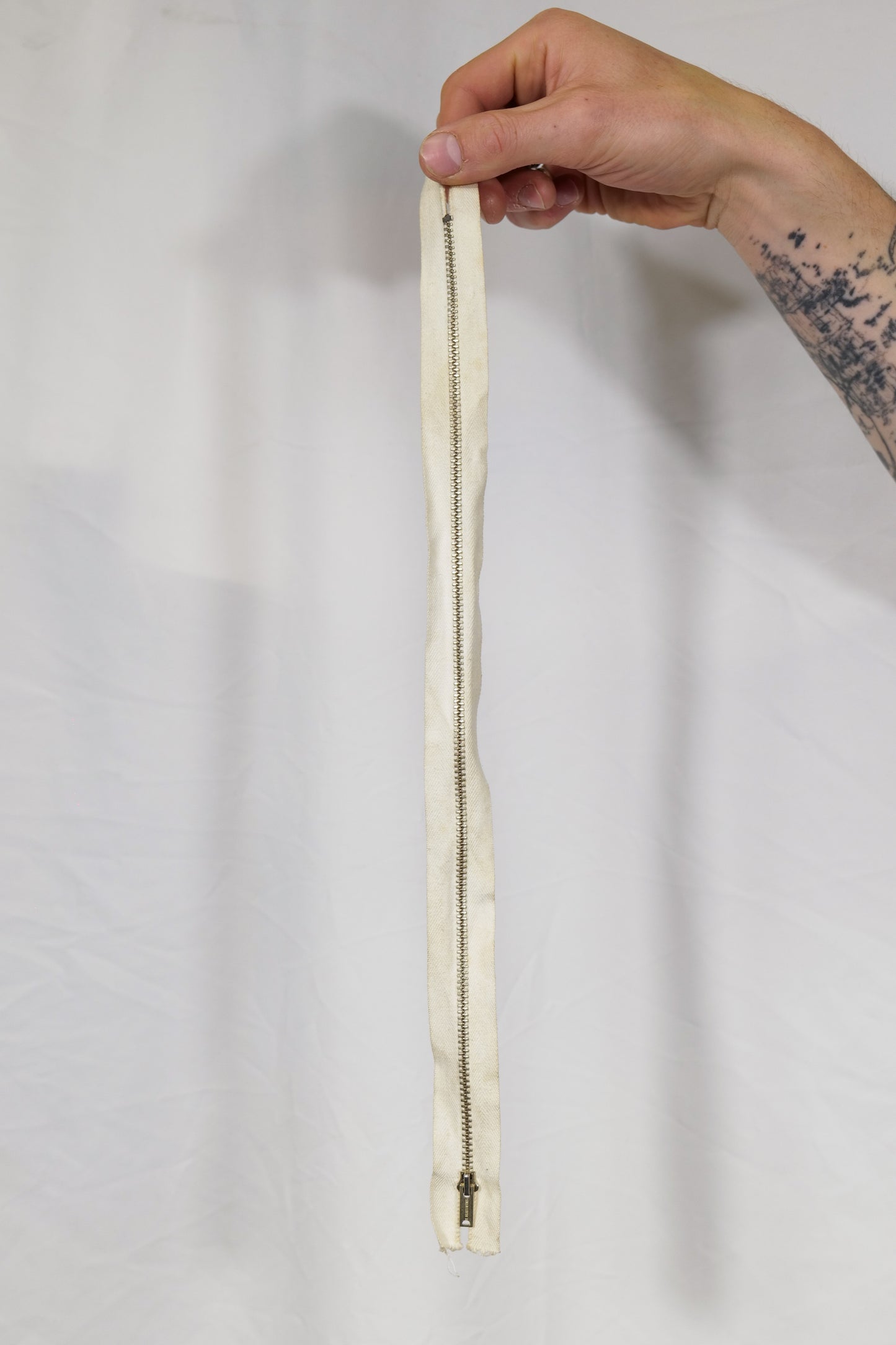 British 1950s Zipper By Lightning 17”