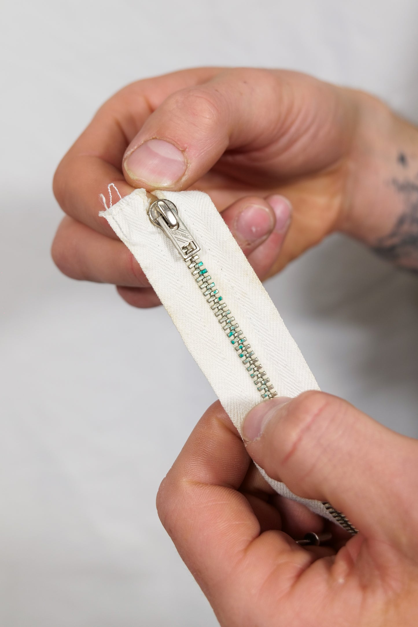 British 1940s Zipper By Lightning 10.5”