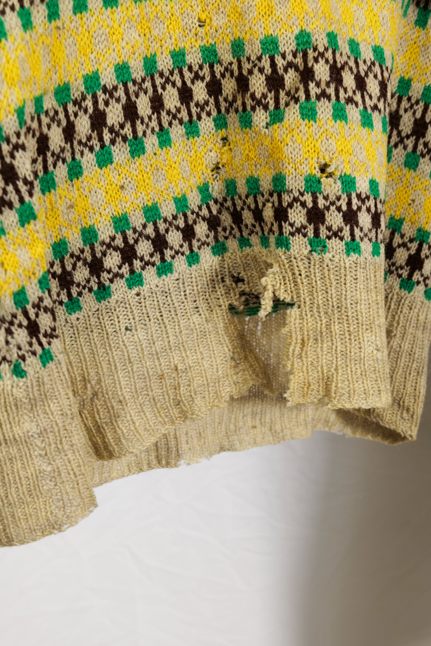 RARE Thrashed & Distressed 1940s Fair Isle Knitted Vest