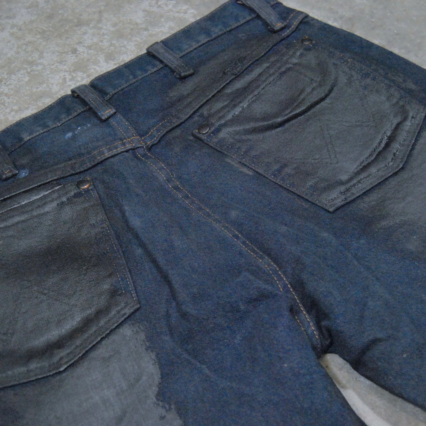 .- -.. -- .. ... ... .. -- -. (ADMISSION) #1 Overdyed Painted Denim