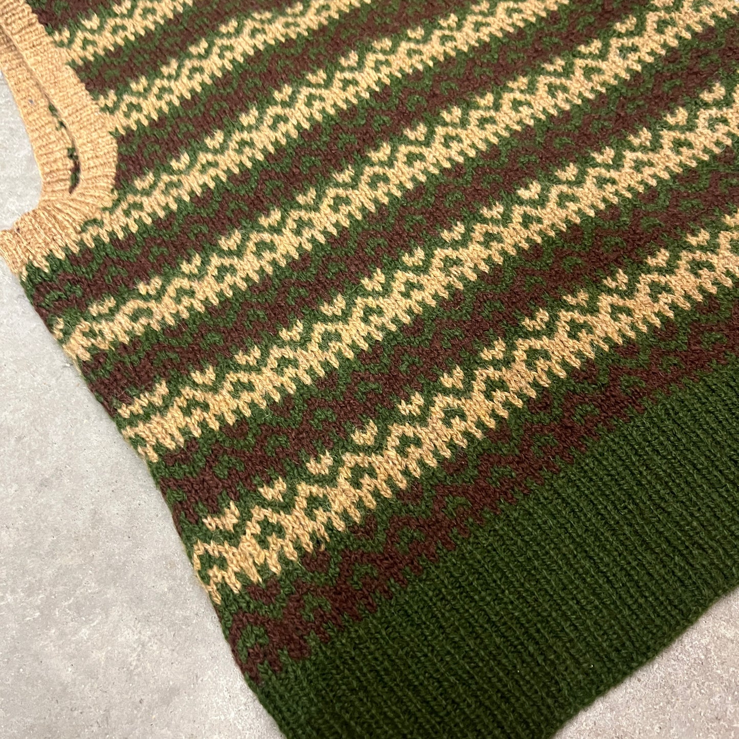Hand Knit Woolen Fair Isle Vest