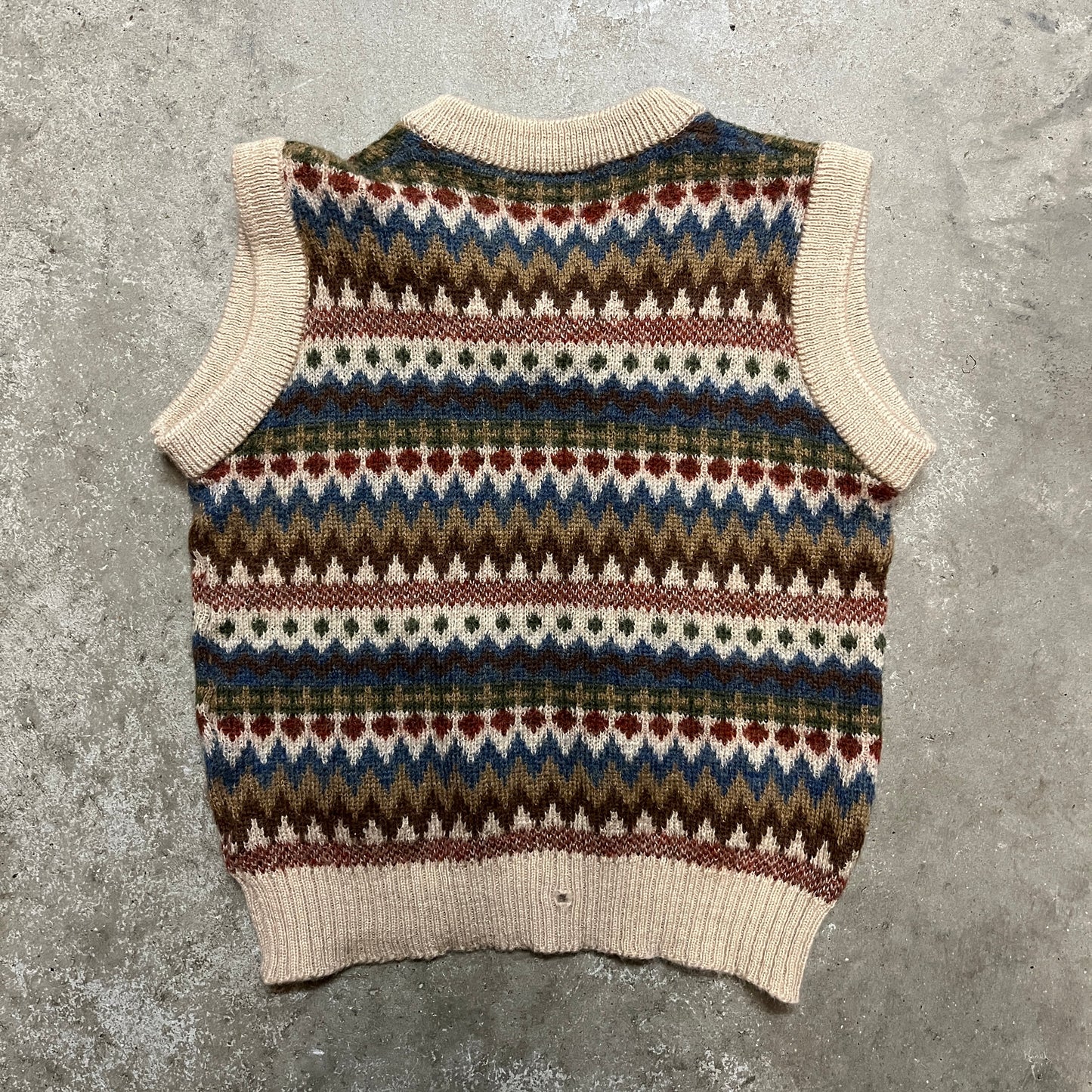 1940s Style Boys Fair Isle Vest – 19UJMILITARIA