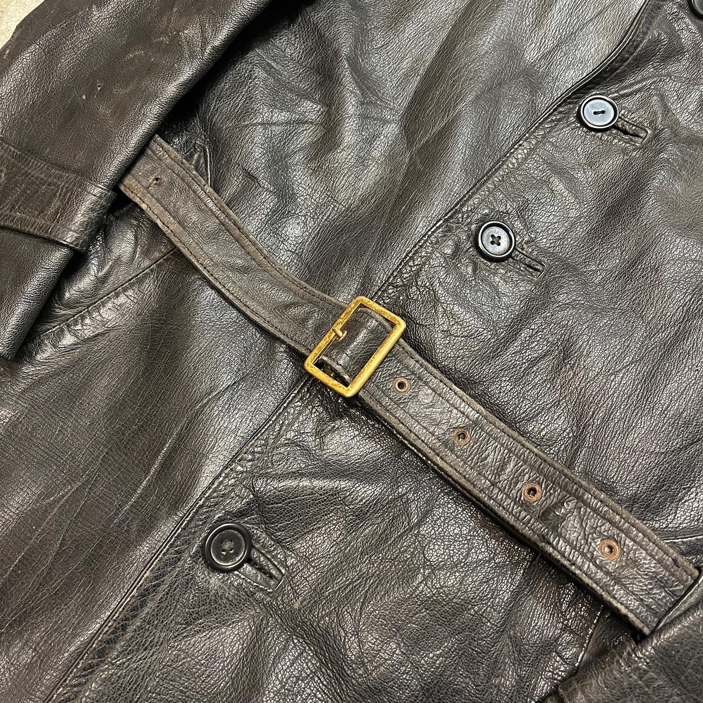 European 1940s Black Belted Leather Jacket – 19UJMILITARIA