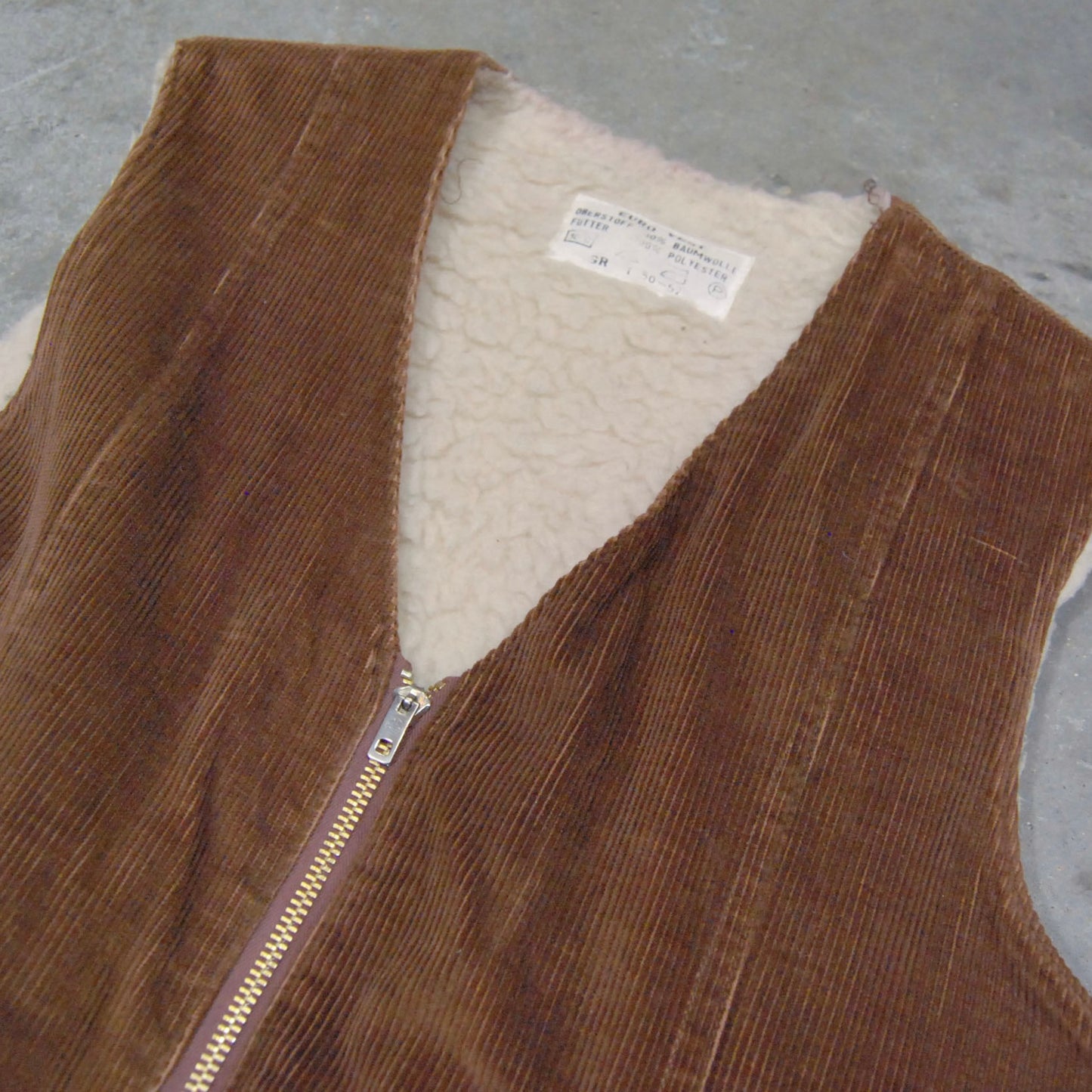 Vintage Cord Gilet Zip Up