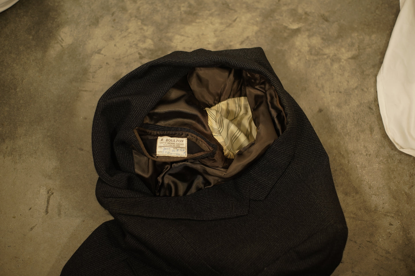 Dated 1964 British Tailor Made Blazer By "R Boulton"