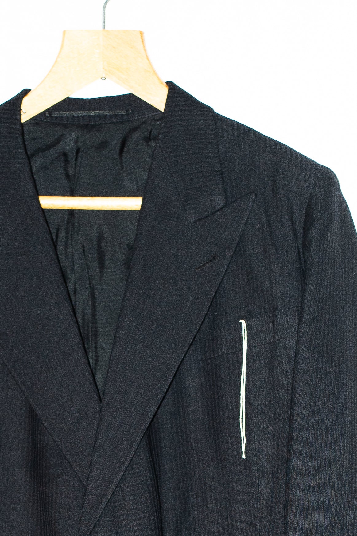 German Single Breasted 1940s Peak Lapel Blazer