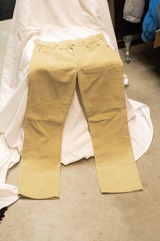 1960s 1970s White Tab Levis Cord Trousers