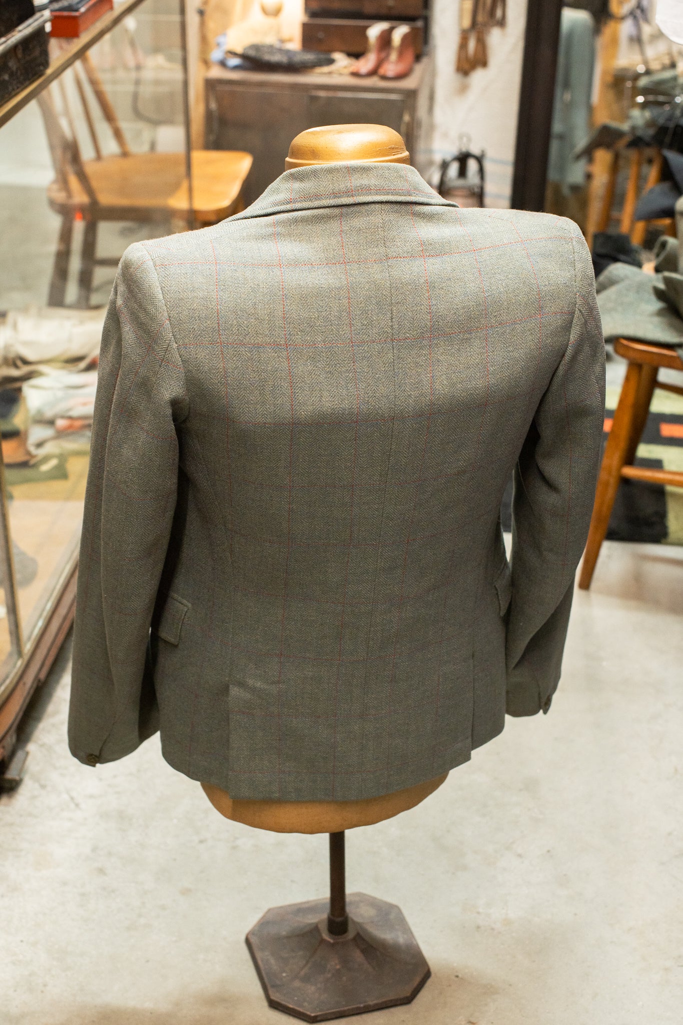 CC41 1940s Two Piece Scottish Kilt Suit Set In Windowpane Tweed