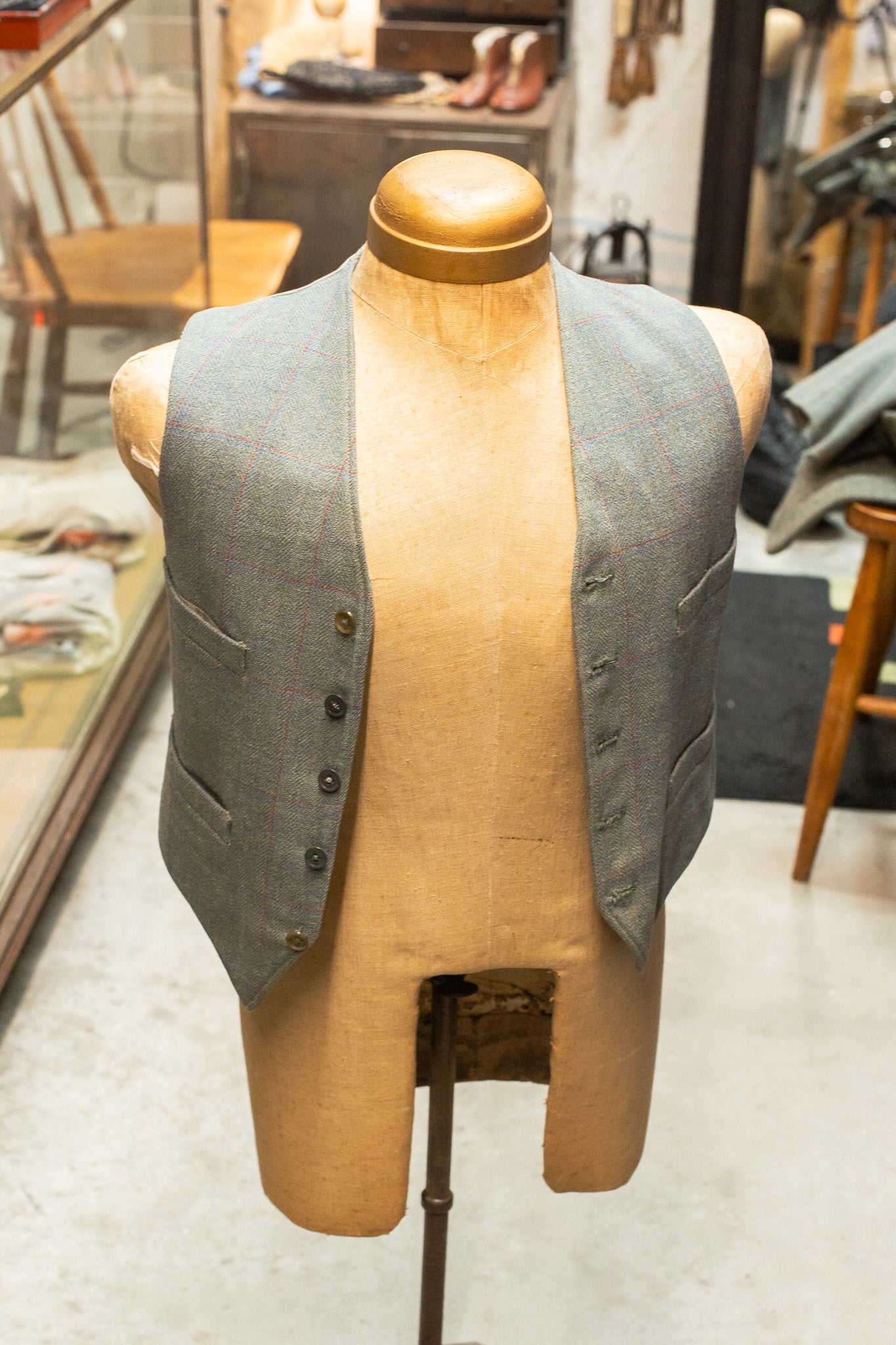 CC41 1940s Two Piece Scottish Kilt Suit Set In Windowpane Tweed