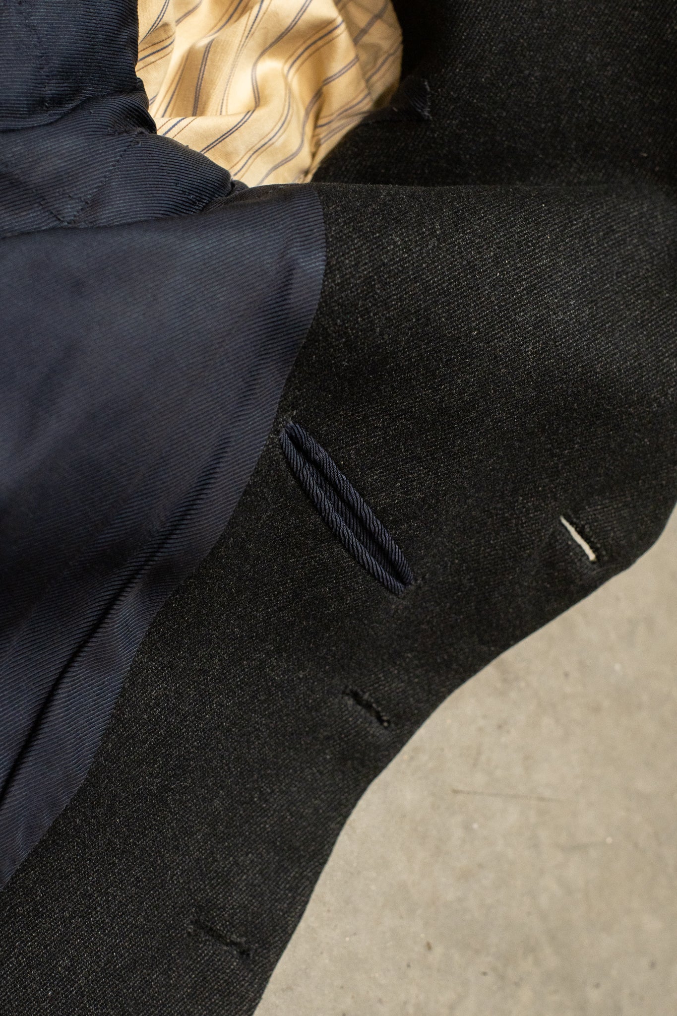 British 1930s Whipcord Hacking Jacket Raglan Lapels