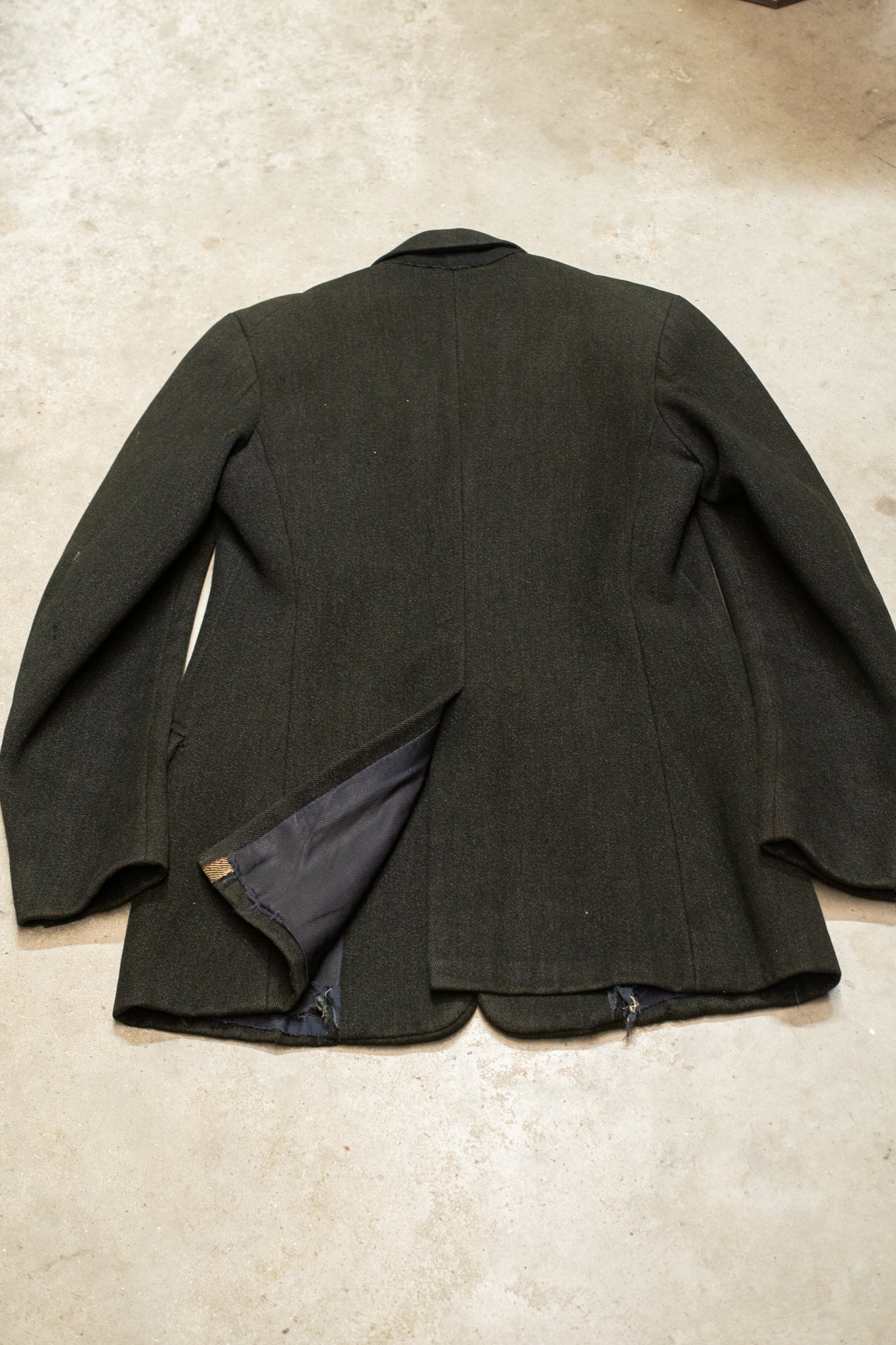 British 1930s Whipcord Hacking Jacket Raglan Lapels