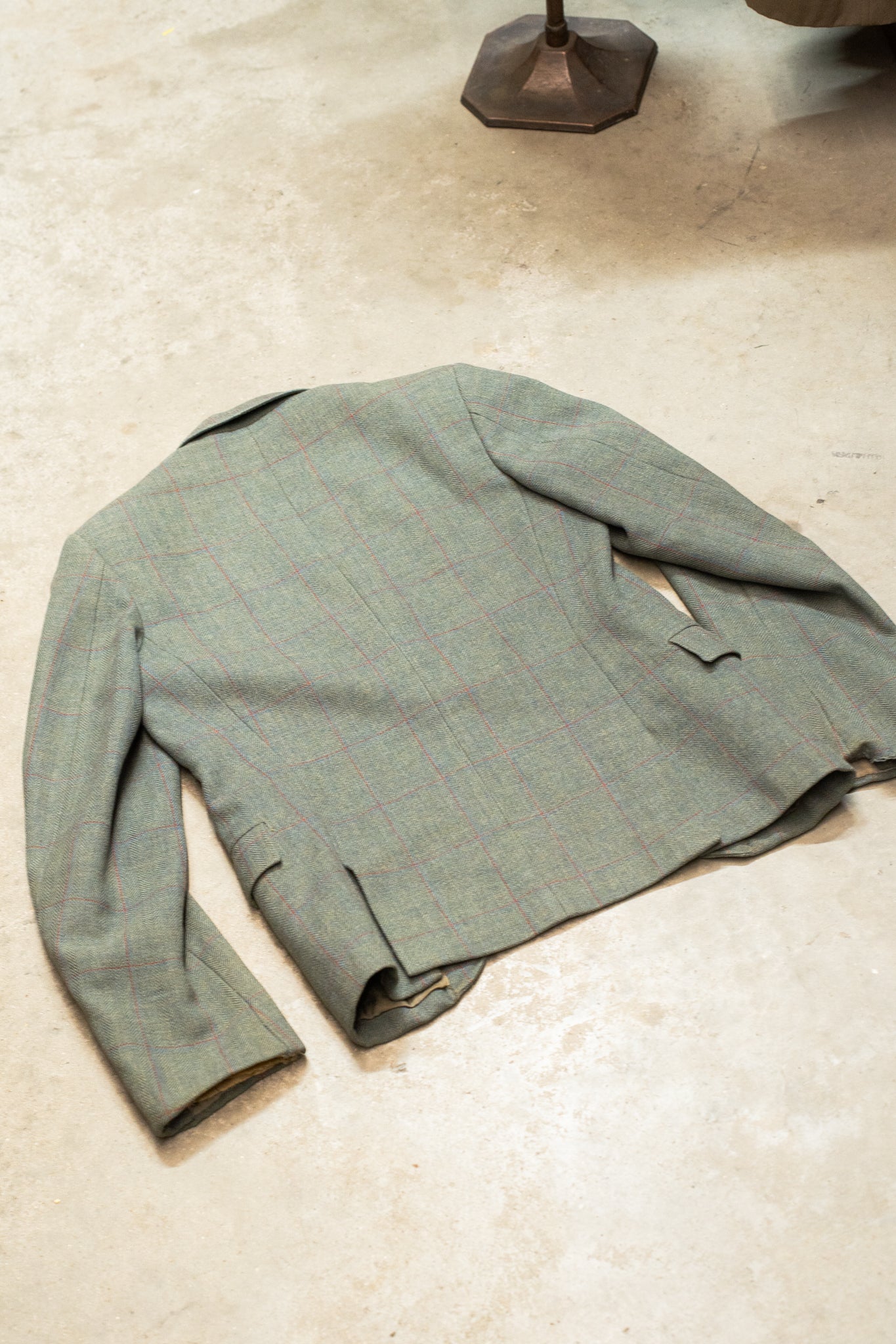 CC41 1940s Two Piece Scottish Kilt Suit Set In Windowpane Tweed