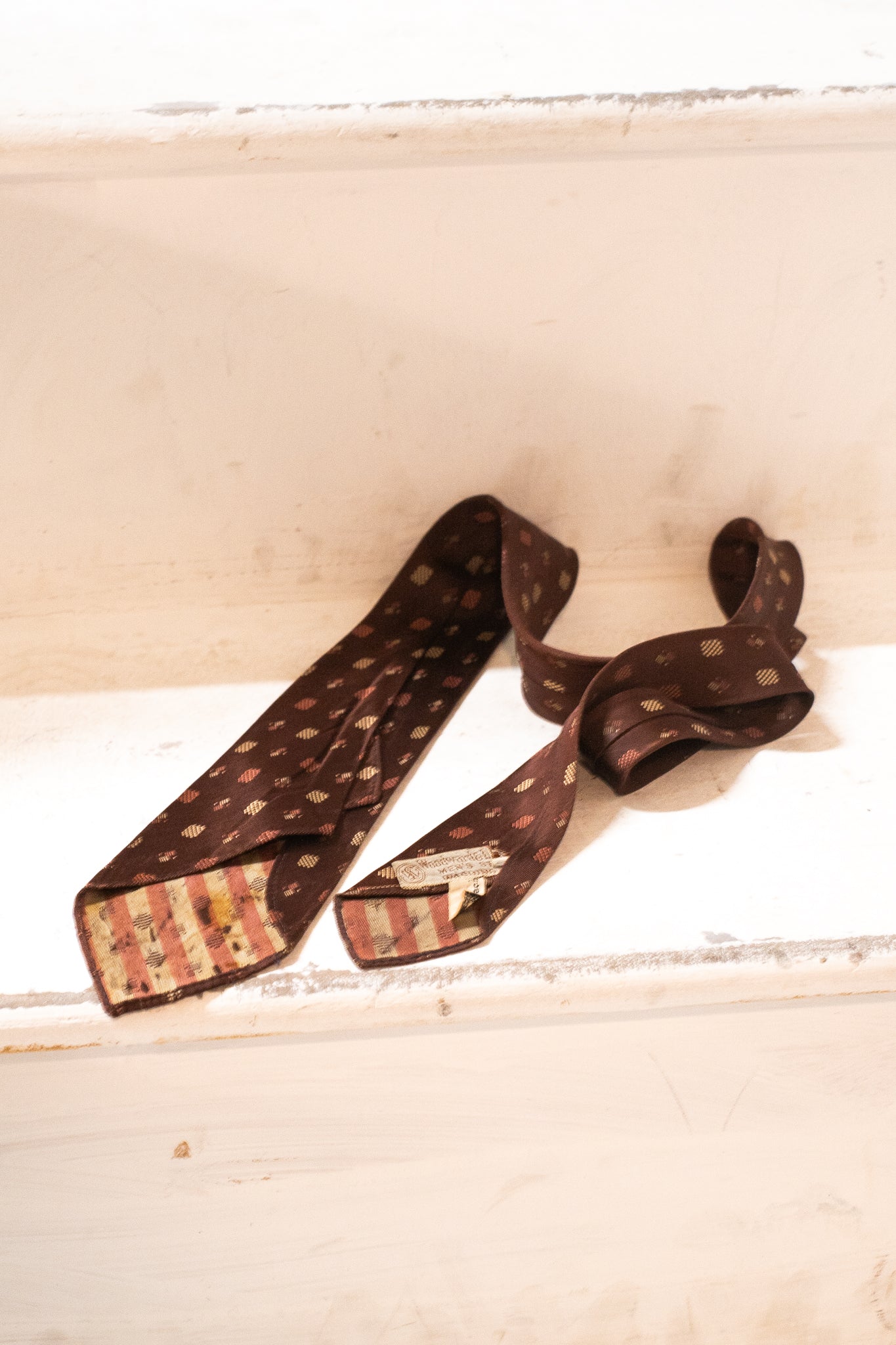 American 1940s Geometric Brown Tie
