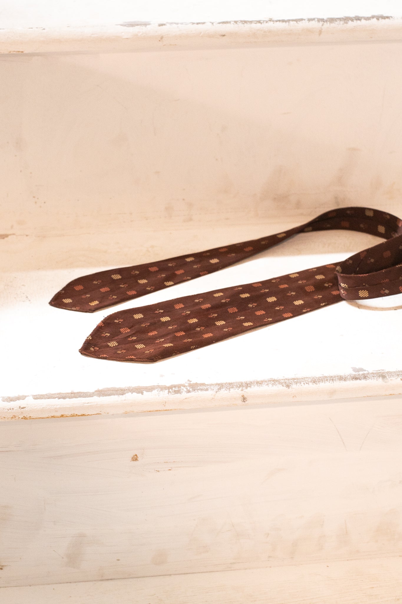American 1940s Geometric Brown Tie