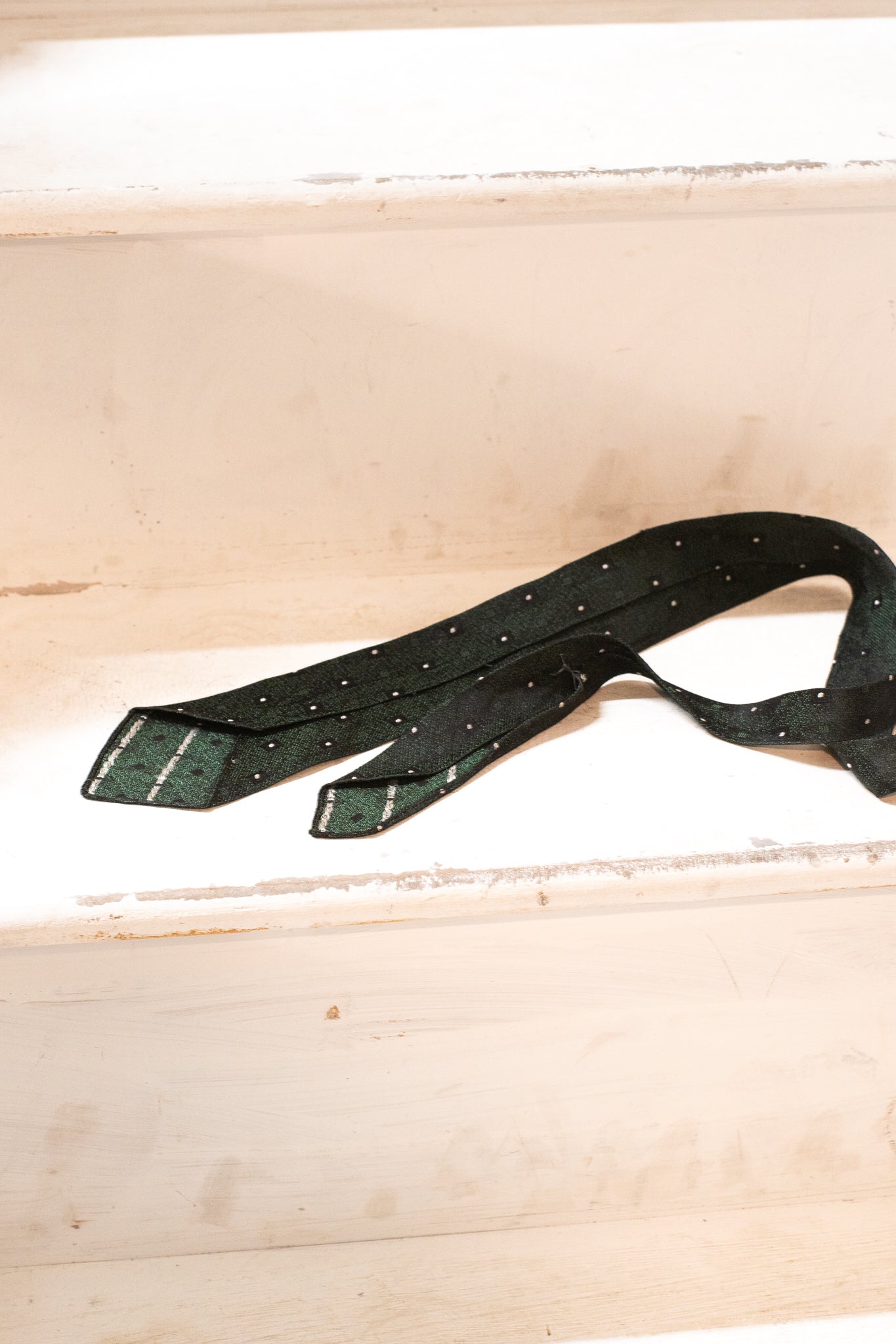 European 1930s Deco Tie Green Geometric Motifs