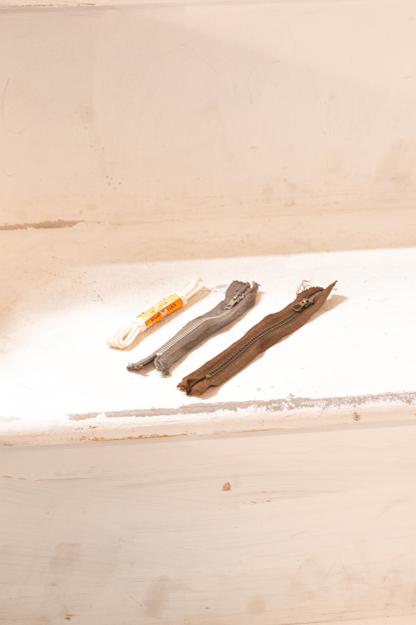 Triple Pack 1930s 1940s Period Zippers & Mens Shoe Laces