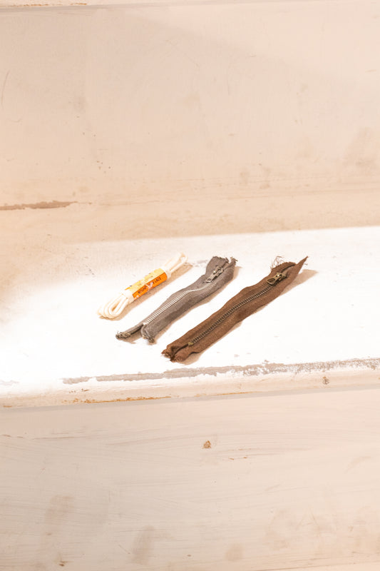 Triple Pack 1930s 1940s Period Zippers & Mens Shoe Laces