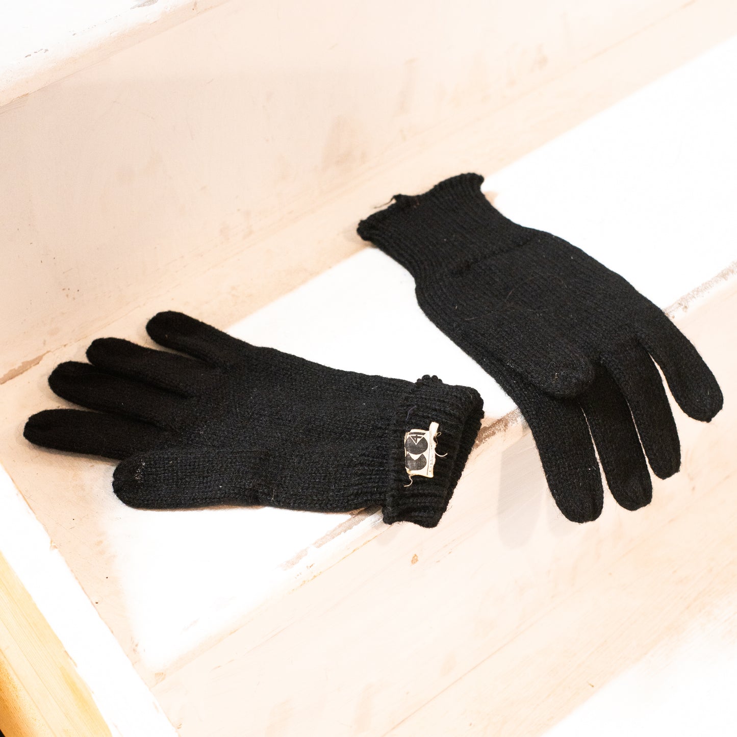 British CC41 Labelled Woolen Black Gloves