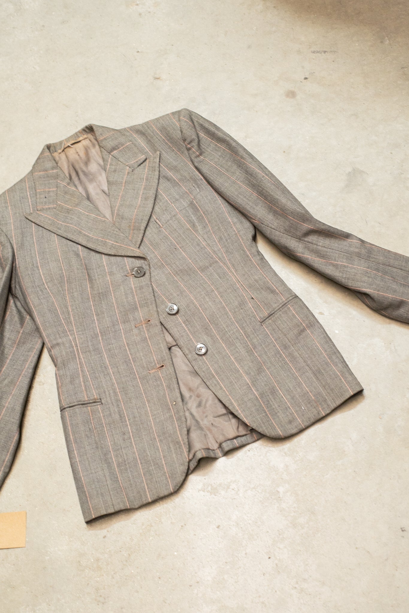 1940s British Ladies 2 Piece Suit Set
