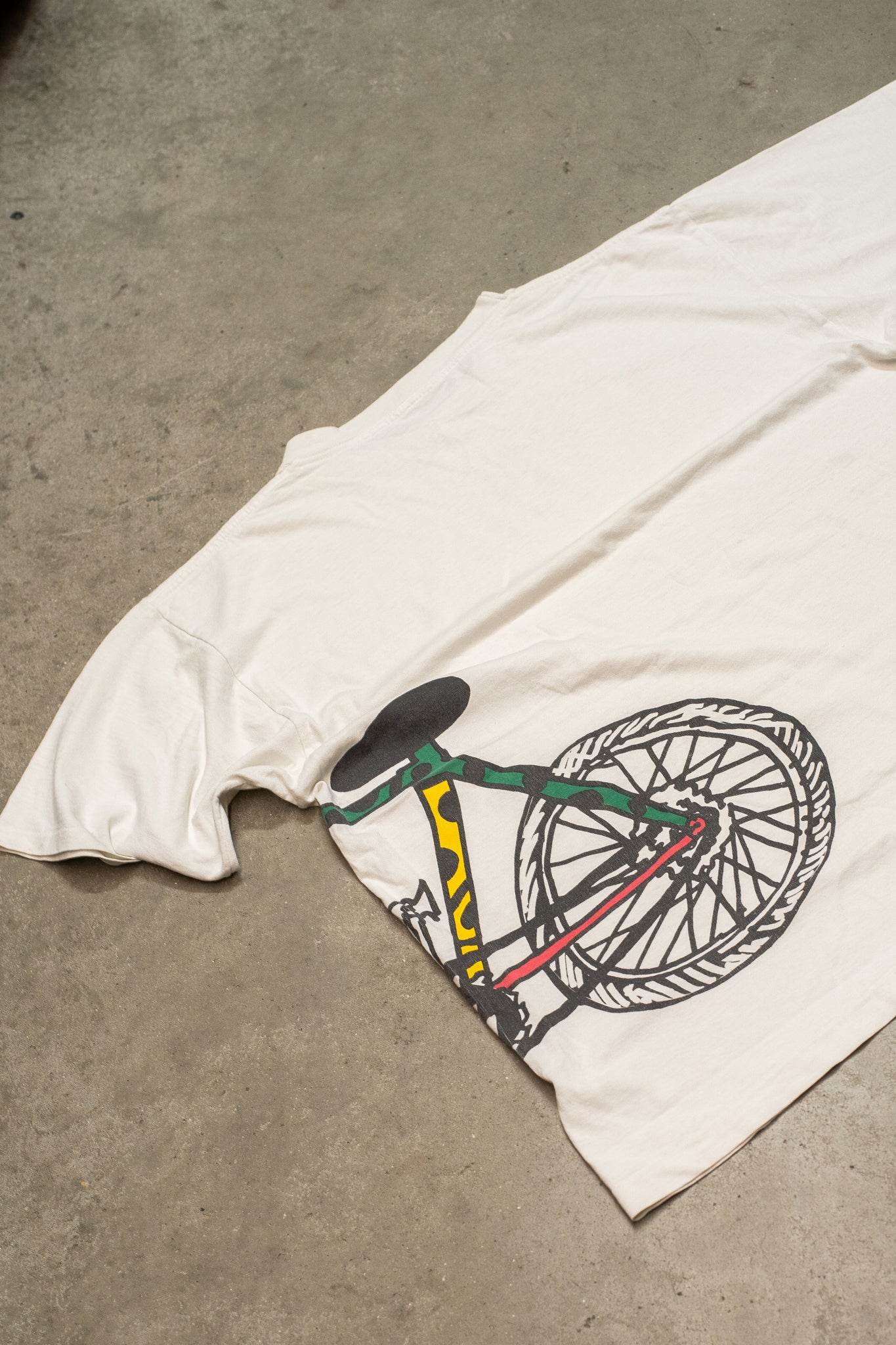 1990s Gravity Graphics Bicycle Print Tee