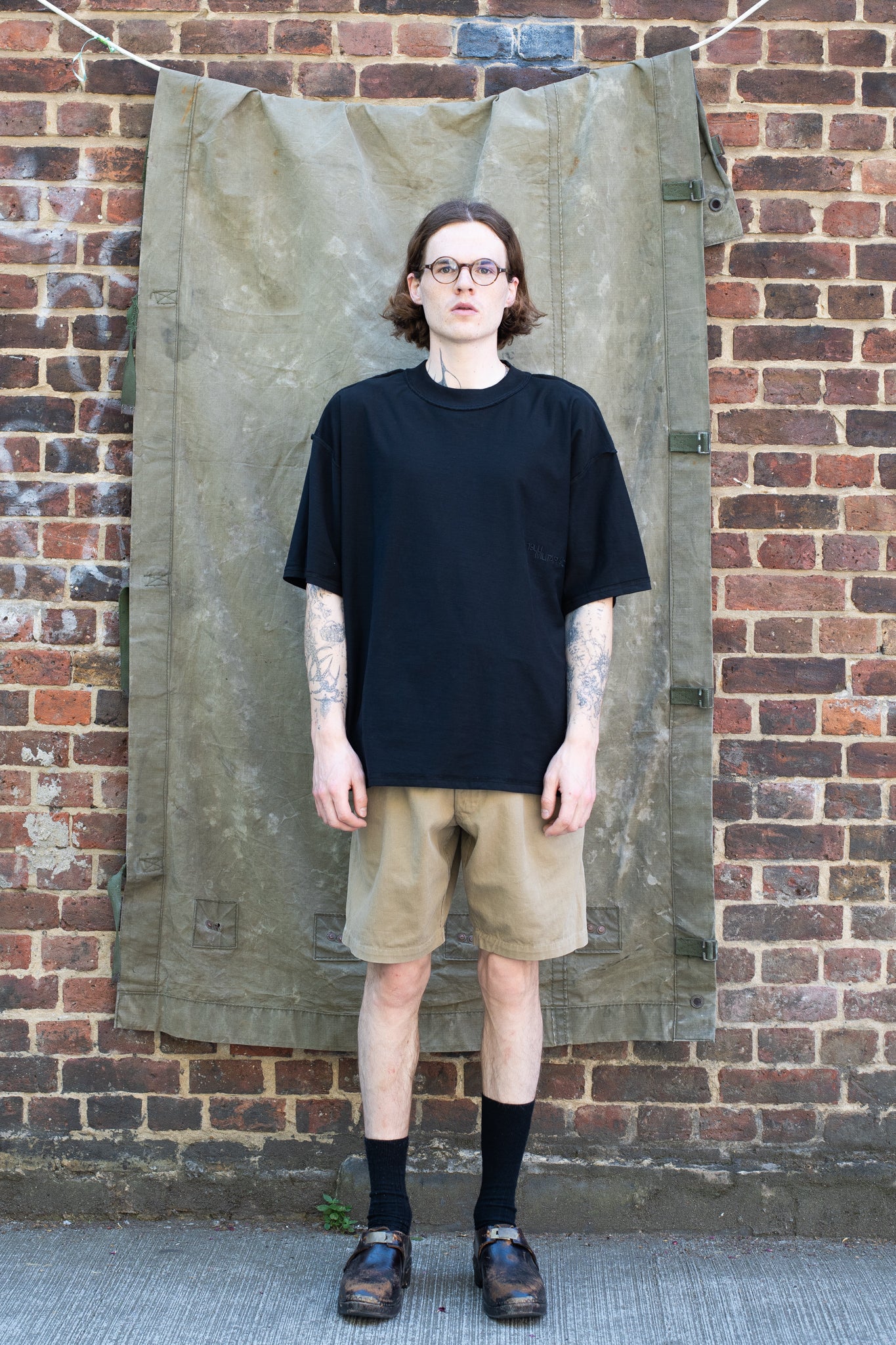 SPELLOUT Tee INSIDE OUT- Black