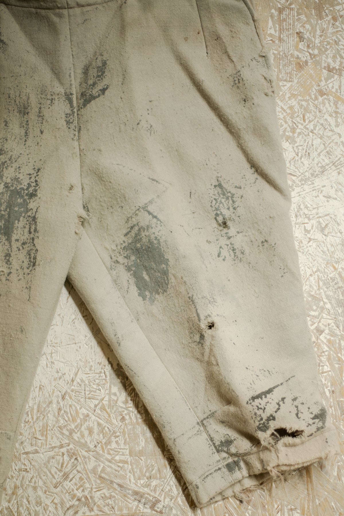 Berlin Opera House Thrashed Artisan Style Cropped Trousers