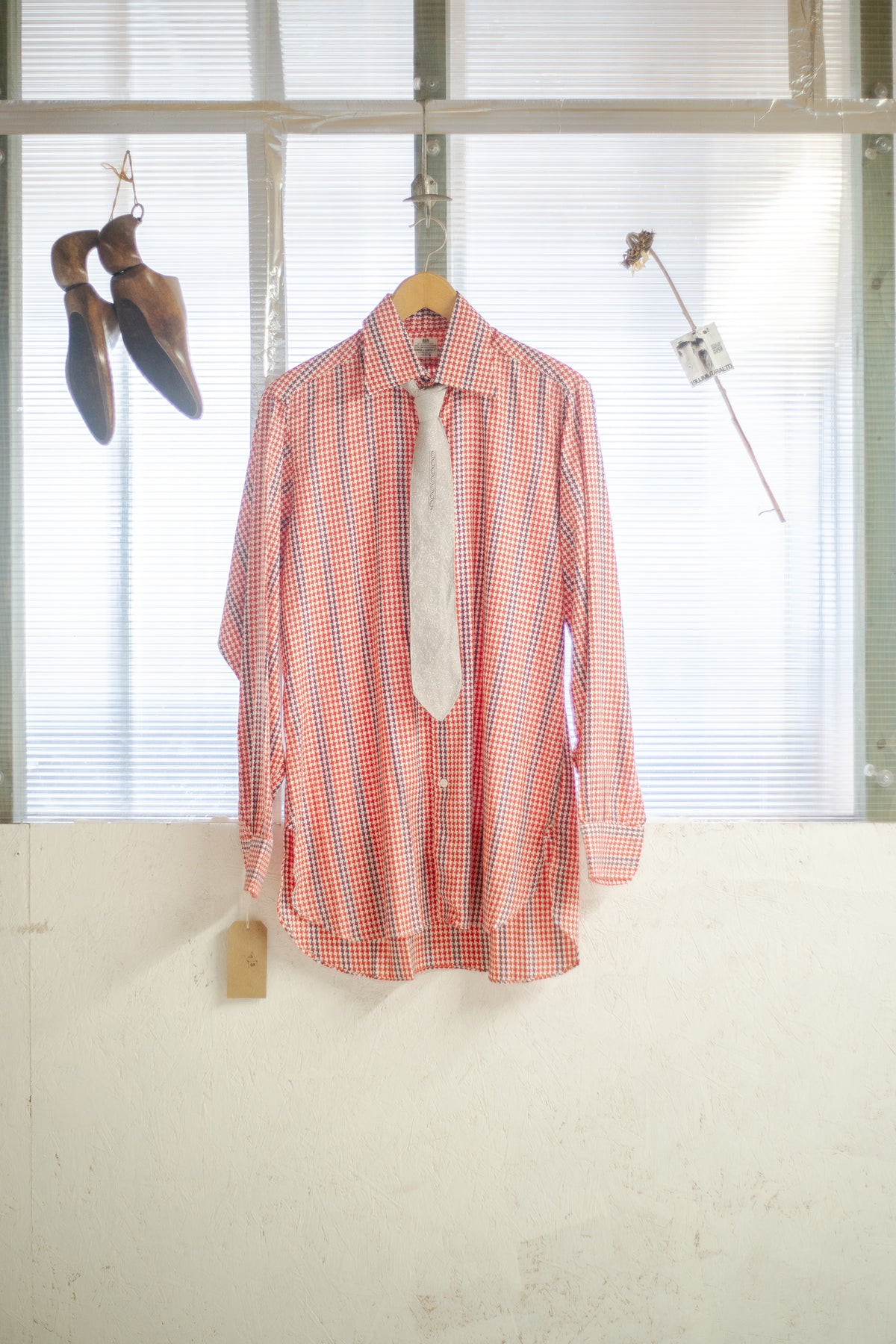 Vintage 1970s Dagger Collar Shirt & 1950s Tie Set