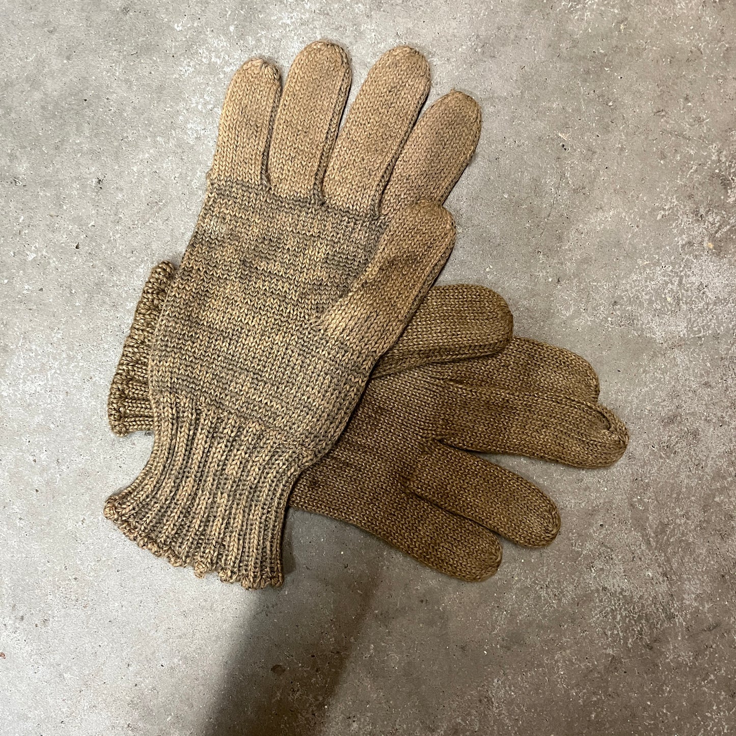 WW2 British Army Woolen Gloves