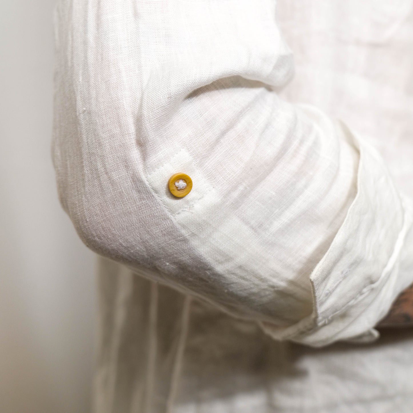 British Linen Shirt With British Made Horn Buttons