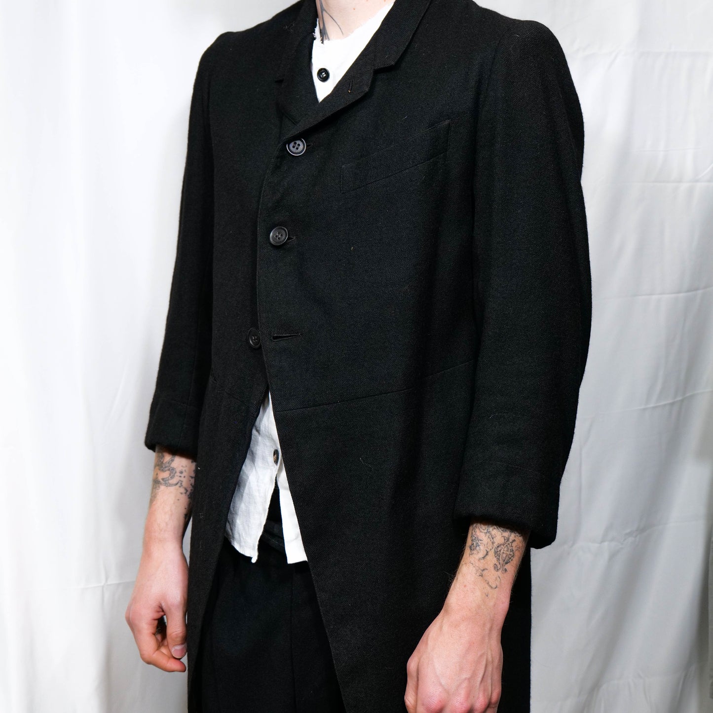 European Victorian Cropped Sleeve Tailcoat