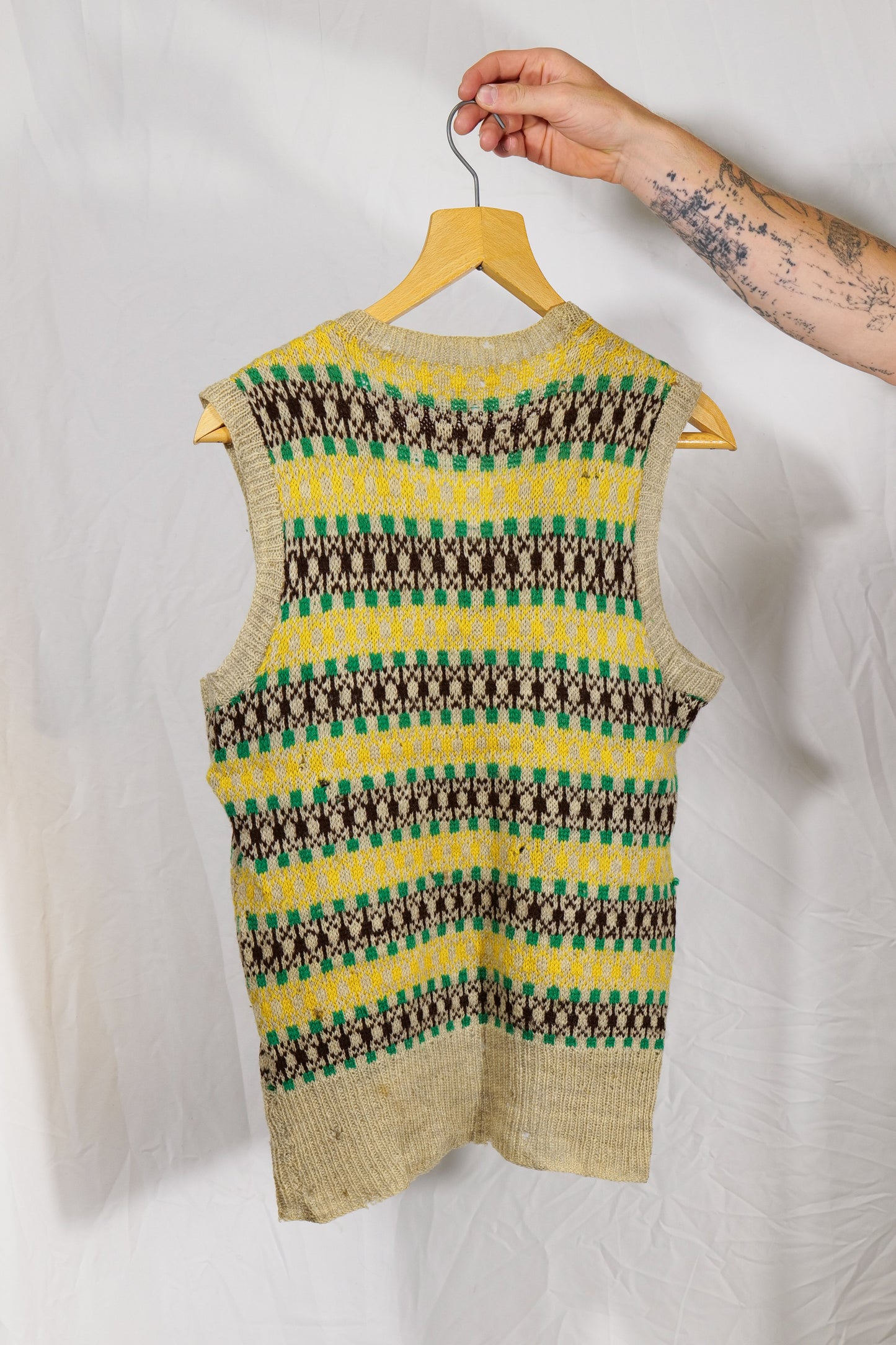 RARE Thrashed & Distressed 1940s Fair Isle Knitted Vest