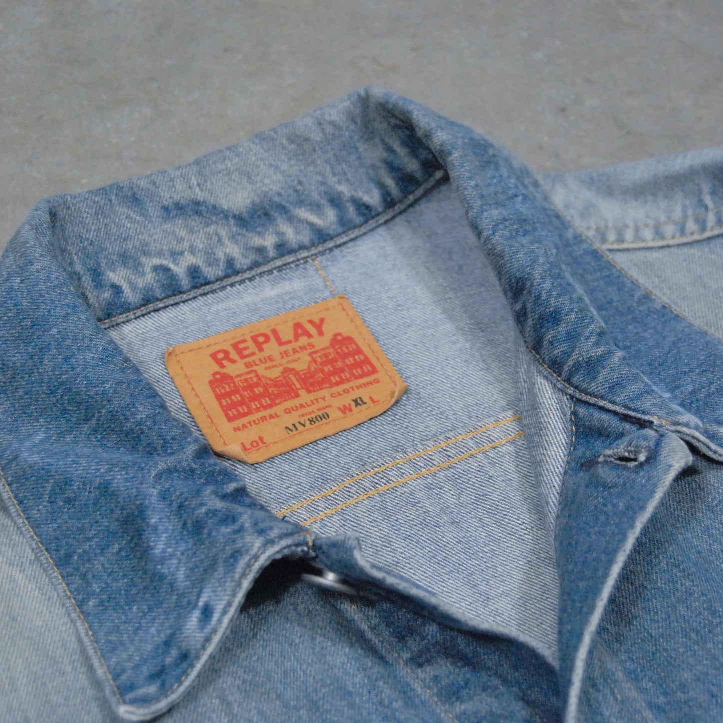 Mud Stain 90/2000s Faded Denim Jacket