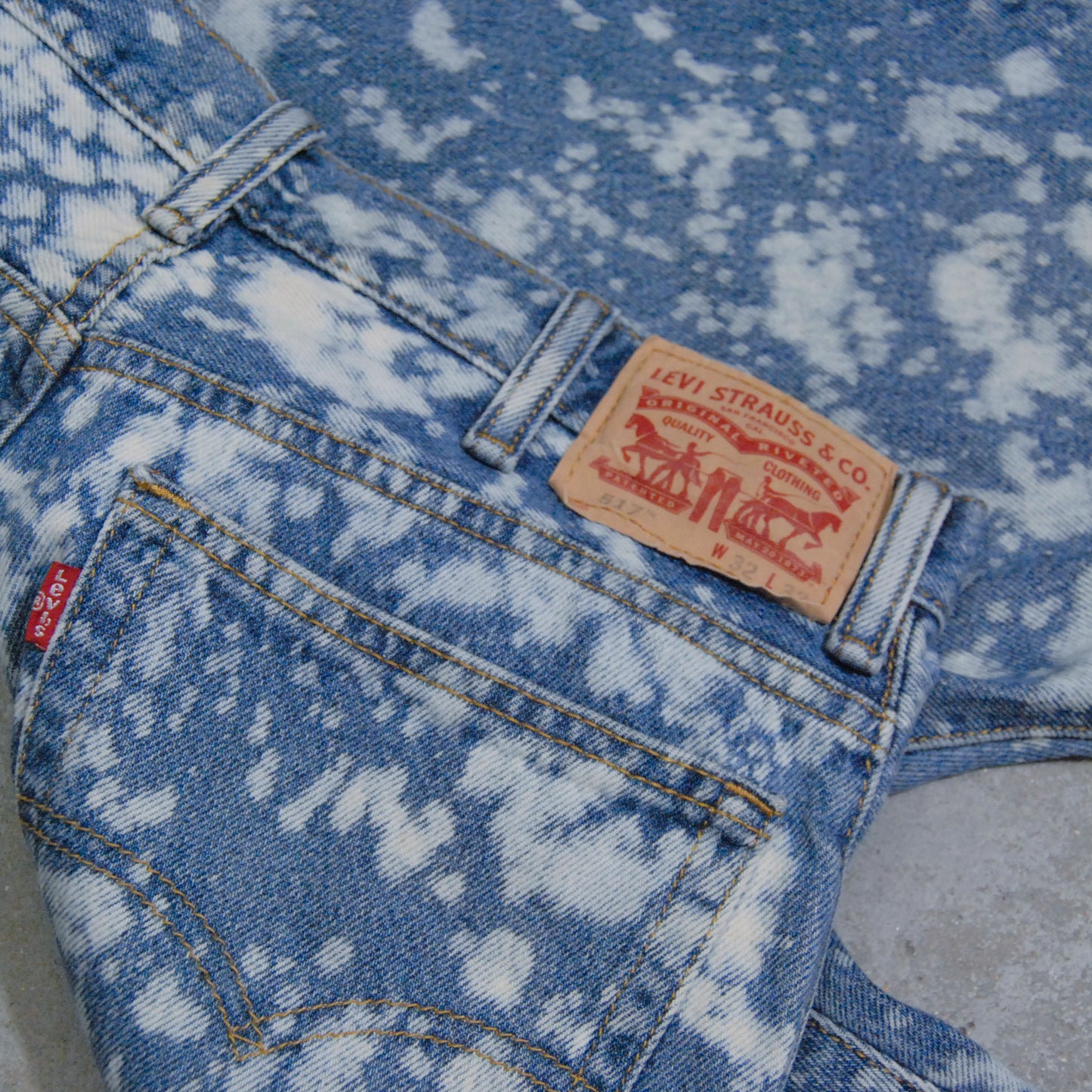 Vintage Levis Bleached Denim In Straight Fit Cut